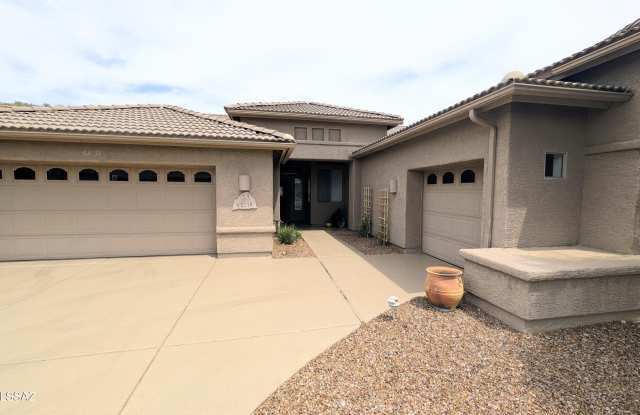 62218 E Sand Crest Drive