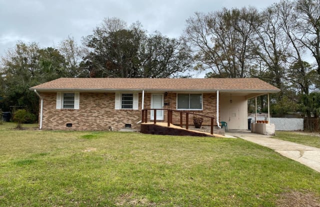 146 Drew Circle - 146 Drew Circle, Pensacola, FL 32503