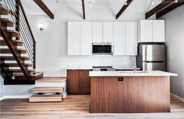 2401 Scranton Road unit: A