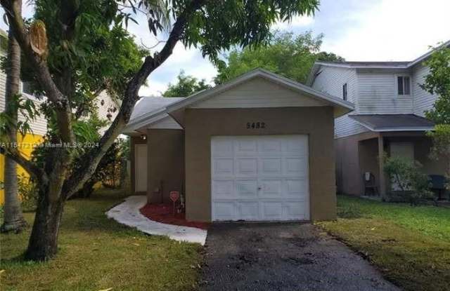 5482 NW 23rd St - 5482 Northwest 23rd Street, Lauderhill, FL 33313