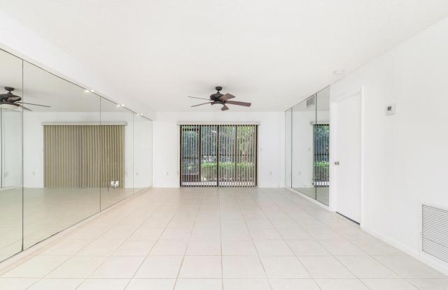 3525 S Ocean Boulevard