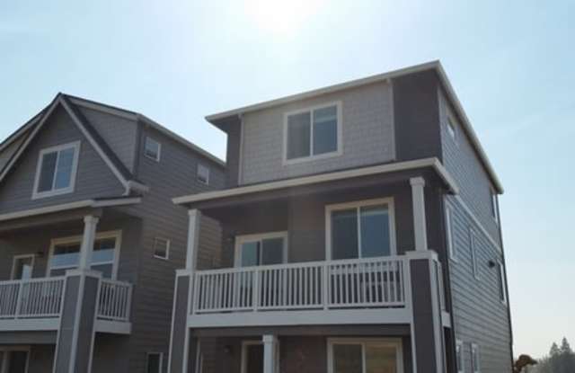 Photo of Contemporary Bethany Home on Corner Lot Available Mid December Quick Access to PCC, Nike, Intel