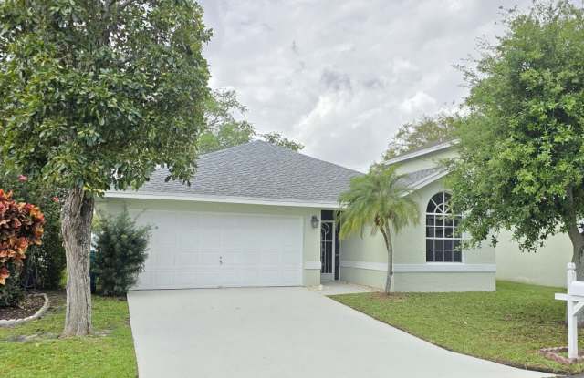 1041 Fairfax Circle W - 1041 Fairfax Circle West, Boynton Beach, FL 33436