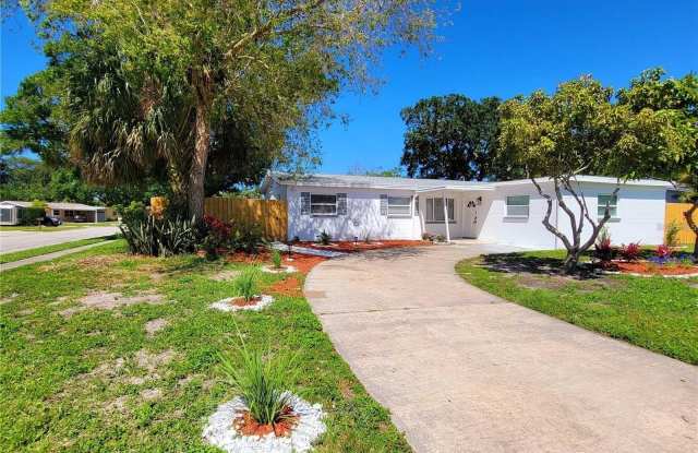 Photo of 5622 63RD WAY N