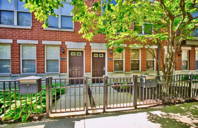 353 East Eastgate Pl.