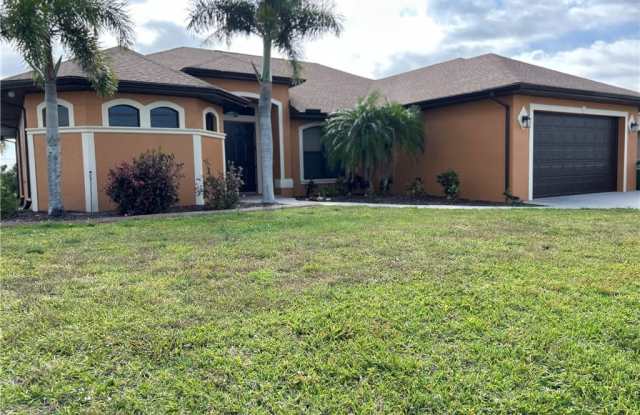 2005 NW 7th Avenue - 2005 Northwest 7th Avenue, Cape Coral, FL 33993