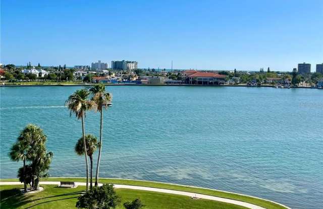 7862 SAILBOAT KEY BLVD S BOULEVARD S