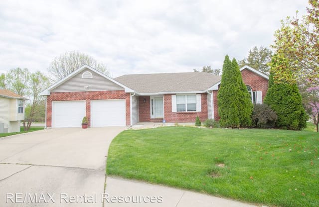 1403 N. Berwick Ct. - 1403 Berwick Ct, Columbia, MO 65203