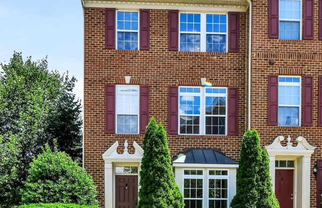 4815 PORTSMOUTH Road unit: 24