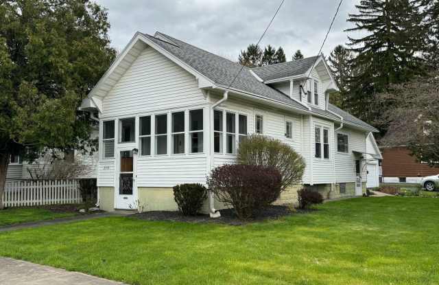 2719 Leibel Pl, Utica NY 13501