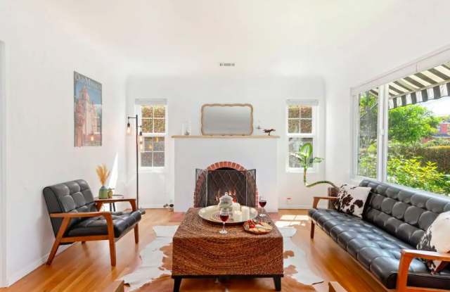 Photo of 1008 Carpinteria St