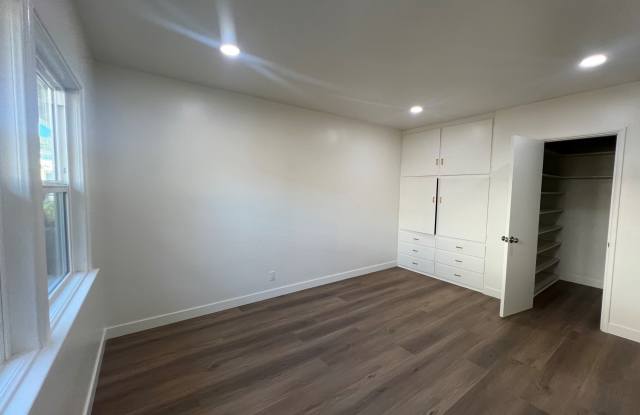 131-133 Poinsettia Avenue - 133