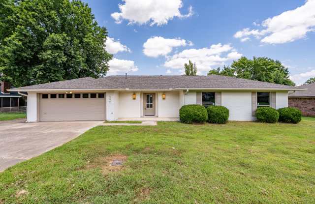 506 Jenny Wren Street