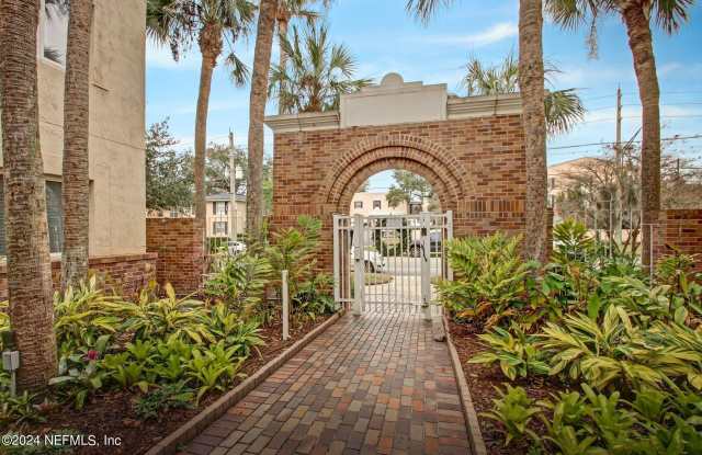 2912 ST JOHNS Avenue unit: 24