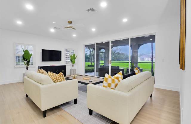 201 Ryder Cup Circle S