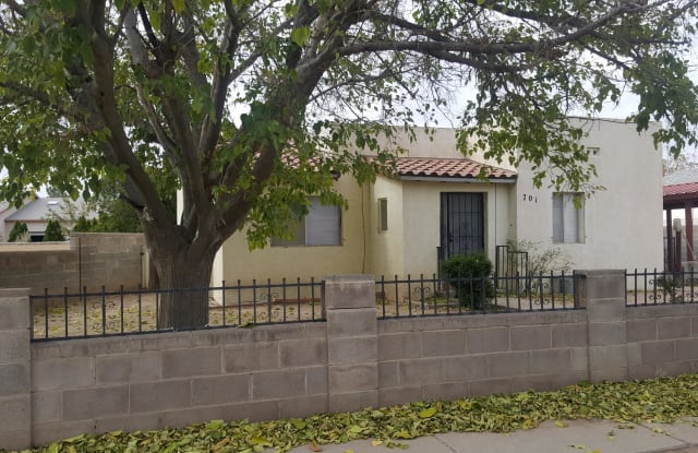 701 N Miranda Street - 701 North Miranda Street, Las Cruces, NM 88005