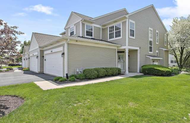 2804 White Thorn Circle