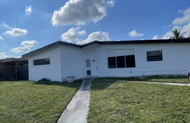 1920 Northwest 185th Terrace - 1920 Northwest 185th Terrace, Miami Gardens, FL 33056