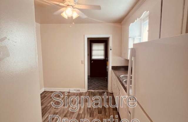 2128 North Whitehill Drive