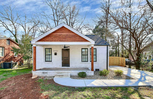 4044 Dinglewood Avenue