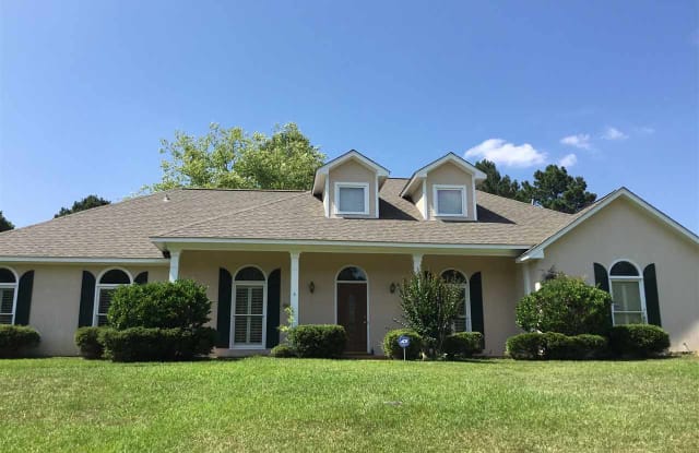 136 TRACE COVE DR. - 136 Trace Cove Drive, Madison, MS 39110