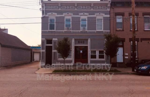 940 Central Avenue - 940 Central Avenue, Newport, KY 41071