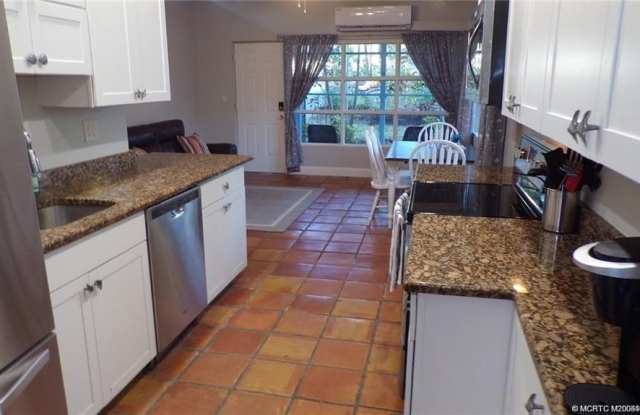 2338 NE Patrician Street