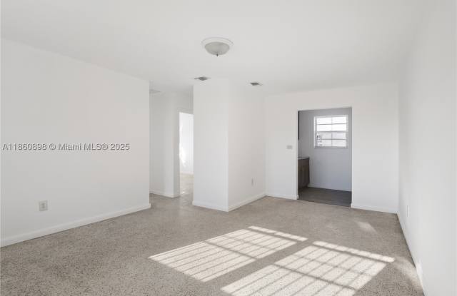 1251 NW 59th St
