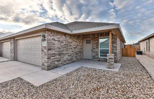 Photo of 5517 Kemper Street unit: A