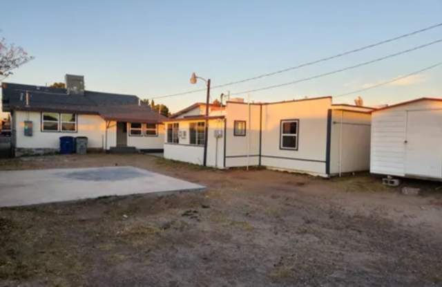 1 BEDROOM 1 BATHROOM HOME IN CENTRAL EL PASO