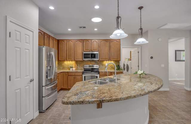 20500 N BIG DIPPER Drive