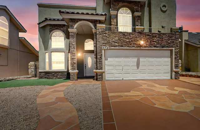 Photo of 4 BEDROOM 3 BATHROOM HOME! fully remodeled gorgeous home