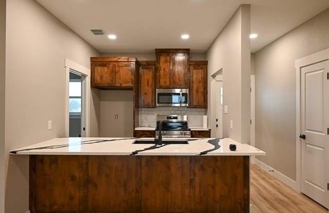 1340 County Road  2175