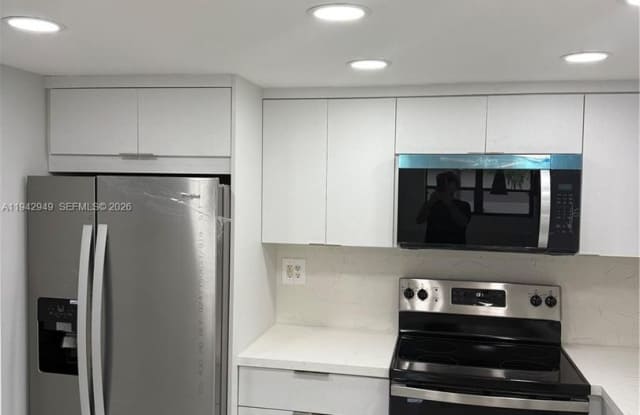 9937 Nob Hill Place 1637, Sunrise, FL 33351