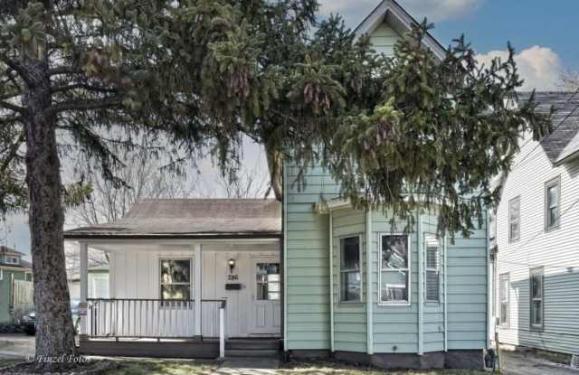 Photo of 286 Villa Street