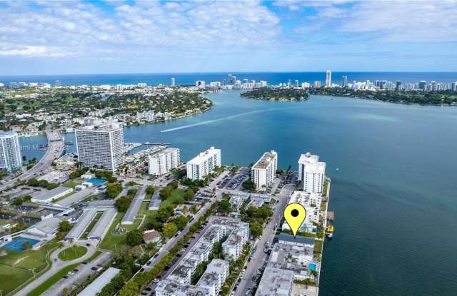 Photo of 1850 S Treasure Dr