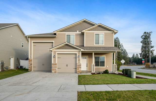 Great Location, Single Family Home, CDA, Pet Friendly