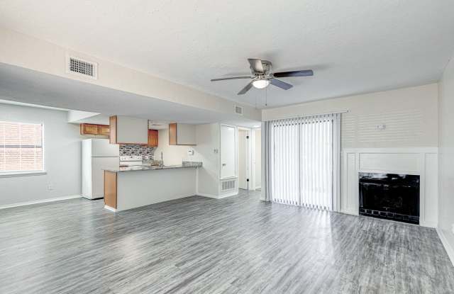 Renovated 2 Bed 2Bath Apartment