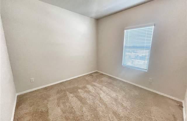 940 Chachalaca Court