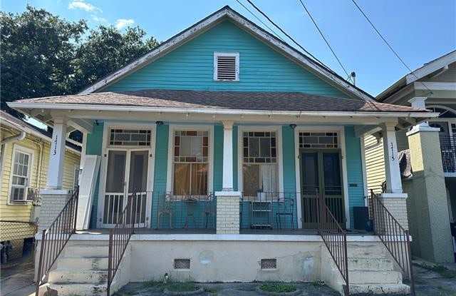 1715 ROUSSELIN Drive