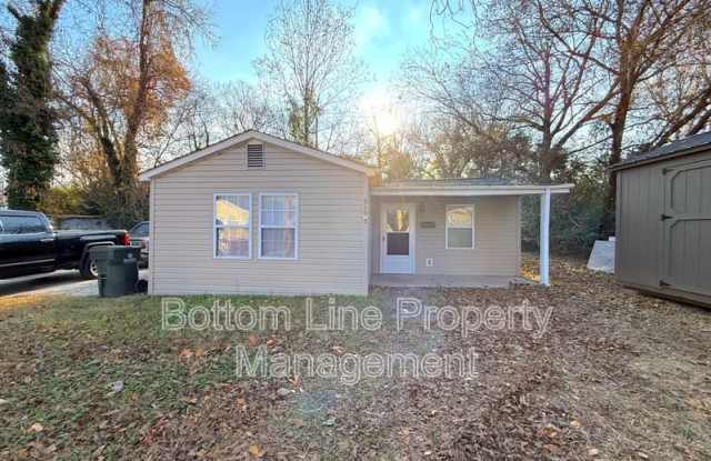 Photo of 919 1/2 Arlington Ave