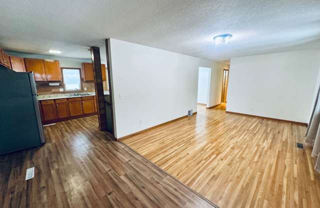 Gorgeous Single Family Home w/ Sundeck and Large Yard!