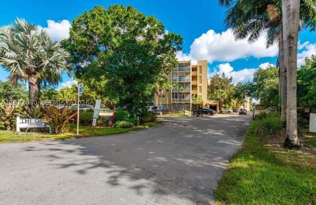 4111 Stirling Rd