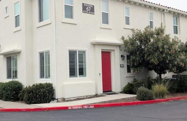 Photo of Gorgeous Townhome Available in Natomas