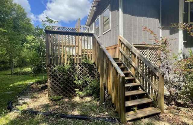 1078 Tate Rd