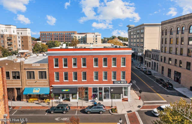 304 N Front Street
