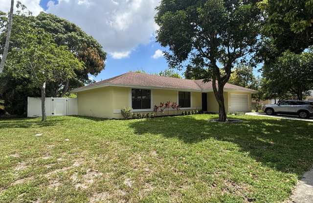 1563 40th Street