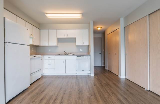 1800 Eastlake Apts (Scenic)