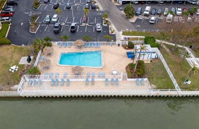 5980 Shore Blvd S Apt 312