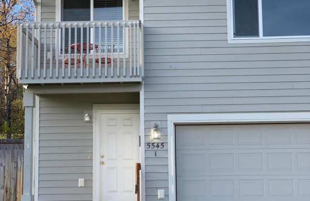 5545 S Irwin Dr - 4